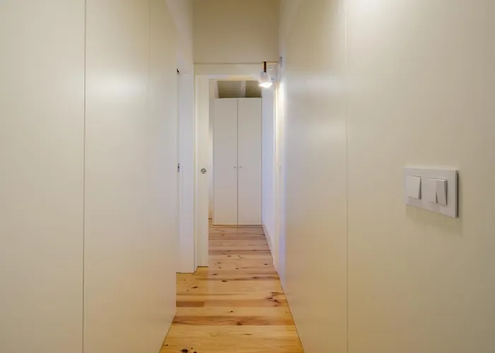 Spacious W. Beautiful & Sunny Private Terrace Διαμέρισμα *