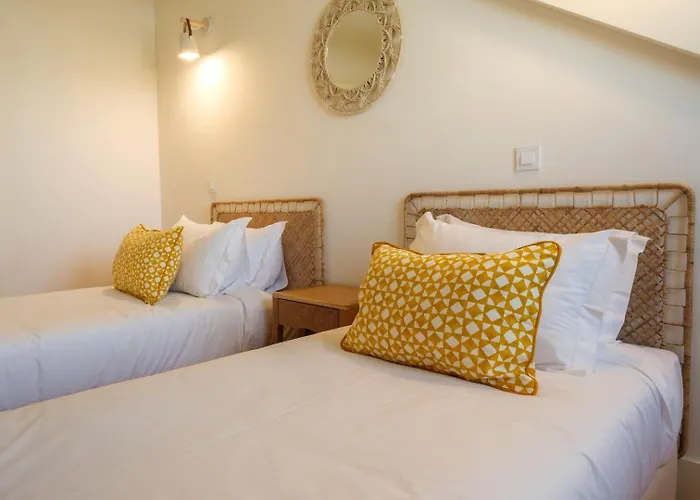 Spacious W. Beautiful & Sunny Private Terrace Appartamento *